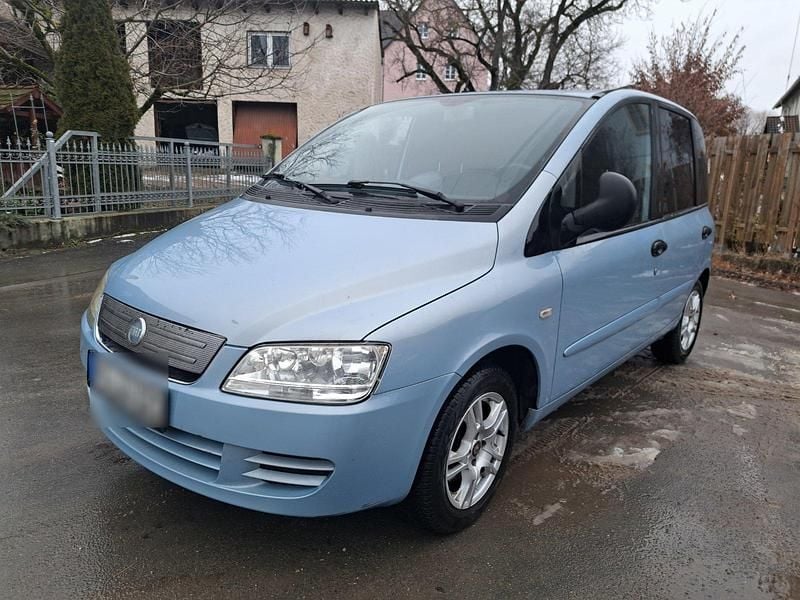 Blau Gebraucht 2006 Fiat Multipla Van / Kleinbus | 3.900 € - Bild 1/4