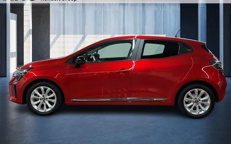 Gebraucht Renault Clio V Evolution 101 PS (74 kW) 2023 Feuerrot Kleinwagen