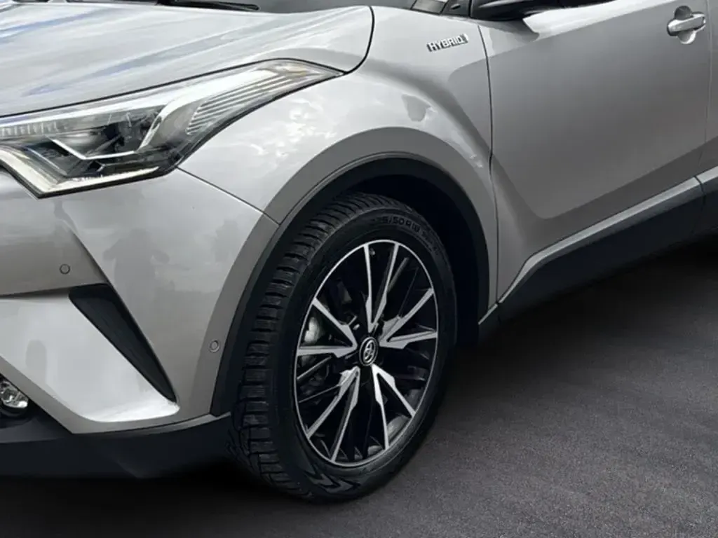 Gebraucht Toyota C-HR Lounge 98 PS (72 kW) 2018 Silber SUV
