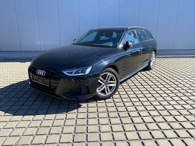 Używany Audi A4 Advanced 163 KM (119 kW) 2020 Czarny Kombi