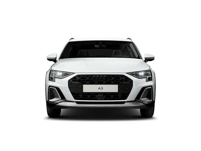 Gebraucht Audi A3 Performance 204 PS (150 kW) 2025 Gletscherweiß metallic Limousine