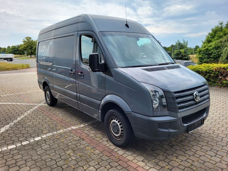 Grau Gebraucht 2016 VW Crafter Van | 14.990 € - Bild 1/4