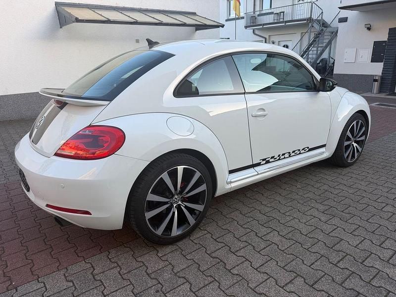 Gebraucht VW Beetle Sportline 200 PS (147 kW) 2011 Pure white Kleinwagen