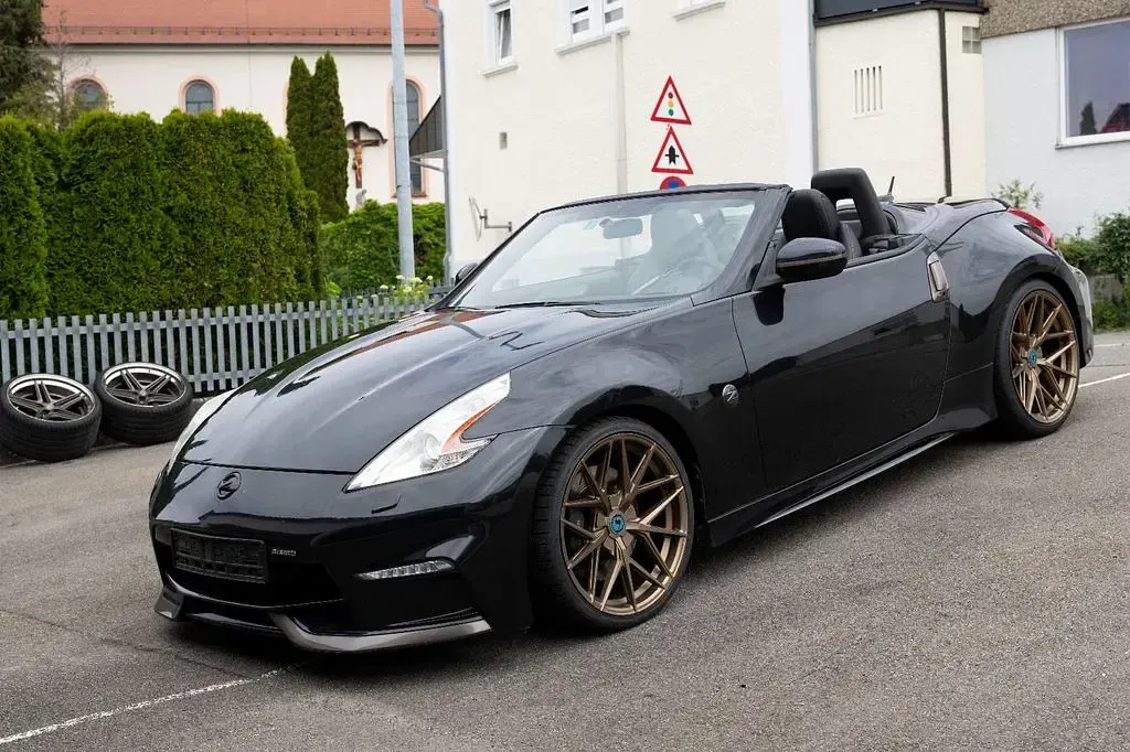 Gebraucht Nissan 370Z Nismo 362 PS (266 kW) 2012 Schwarz Cabrio