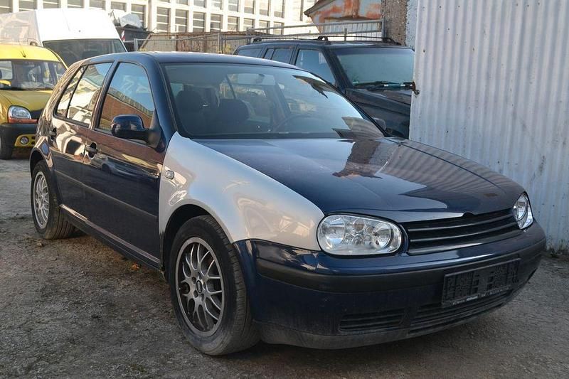 Gebraucht VW Golf IV Trendline 131 PS (96 kW) 2000 Blau Limousine