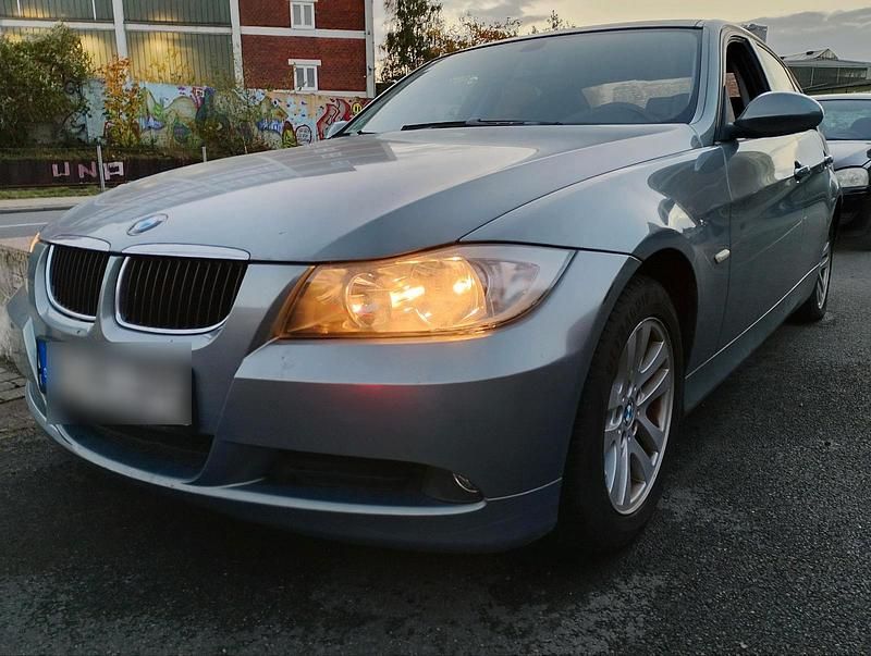 Gebraucht 2007 BMW 318 Limousine | 1.500 € (Superpreis) - Bild 1/4