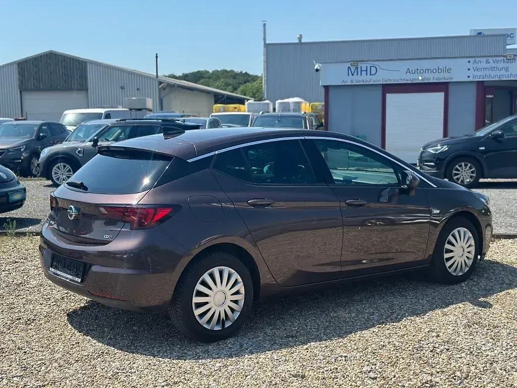 Gebraucht Opel Astra Dynamic 110 PS (80 kW) 2015 Braun Kombi