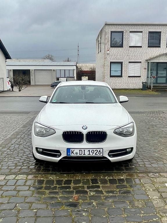 Gebraucht BMW 116 Efficient Dynamics 116 PS (85 kW) 2014 Weiß Kleinwagen