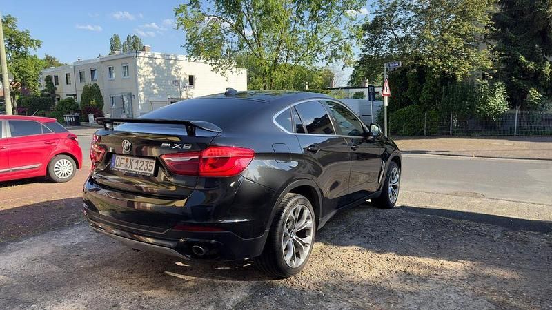 Gebraucht BMW X6 M Sport 258 PS (189 kW) 2015 Schwarz SUV
