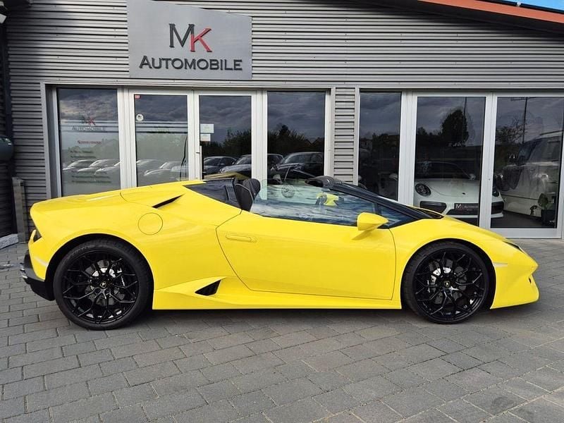Usata Lamborghini Huracán 579 CV (425 kW) 2017 Giallo Cabrio