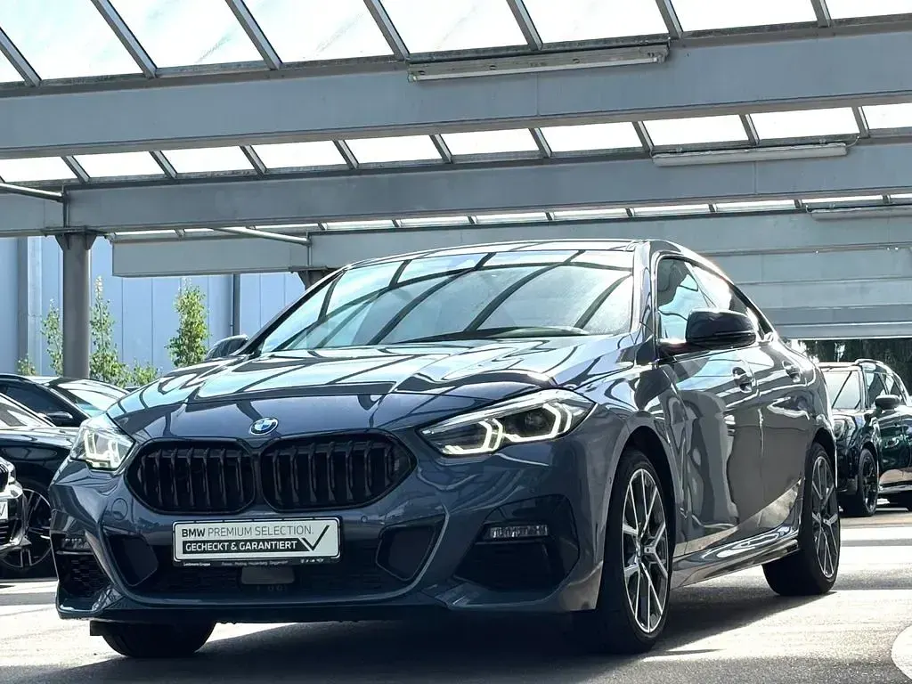 Gebraucht BMW 220 Gran Coupé M Sport 178 PS (130 kW) 2023 Grau Coupé