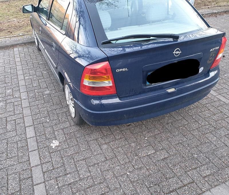 Gebraucht Opel Astra 75 PS (55 kW) 2001 Blau Kleinwagen