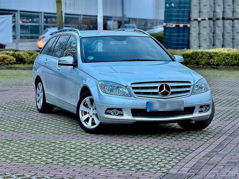 Grau Gebraucht 2009 Mercedes C220 Kombi | 3.900 € (Fairer Preis) - Bild 1/4