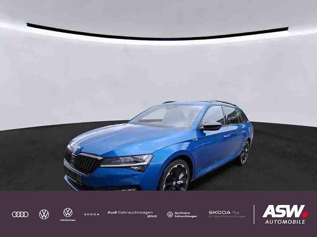 Raceblau metallic Gebraucht 2022 Skoda Superb SportLine Kombi | 30.930 € (Fairer Preis) - Bild 1/4