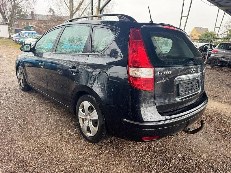 Gebraucht Hyundai i30 Edition+ 126 PS (92 kW) 2009 Schwarz Kombi
