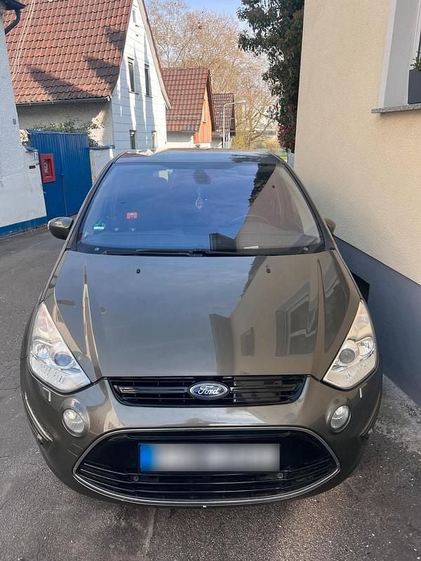 Usata Ford S-MAX S 163 CV (119 kW) 2014 Verde Monovolume