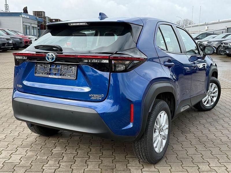 Gebraucht Toyota Yaris Cross Design 116 PS (85 kW) 2023 Blau SUV
