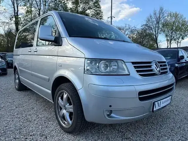 Używany VW Multivan 136 KM (100 kW) 2006 Biały Minivan