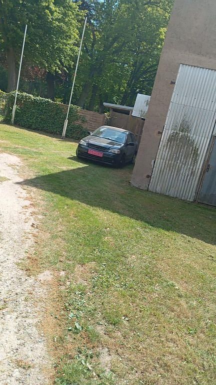 Schwarz Gebraucht 1999 Opel Astra Limousine | 999 € (Superpreis) - Bild 1/2