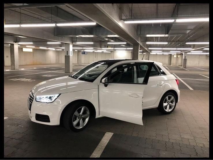 Weiß Gebraucht 2017 Audi A1 Sportback Kleinwagen | 13.400 € (Guter Preis) - Bild 1/4