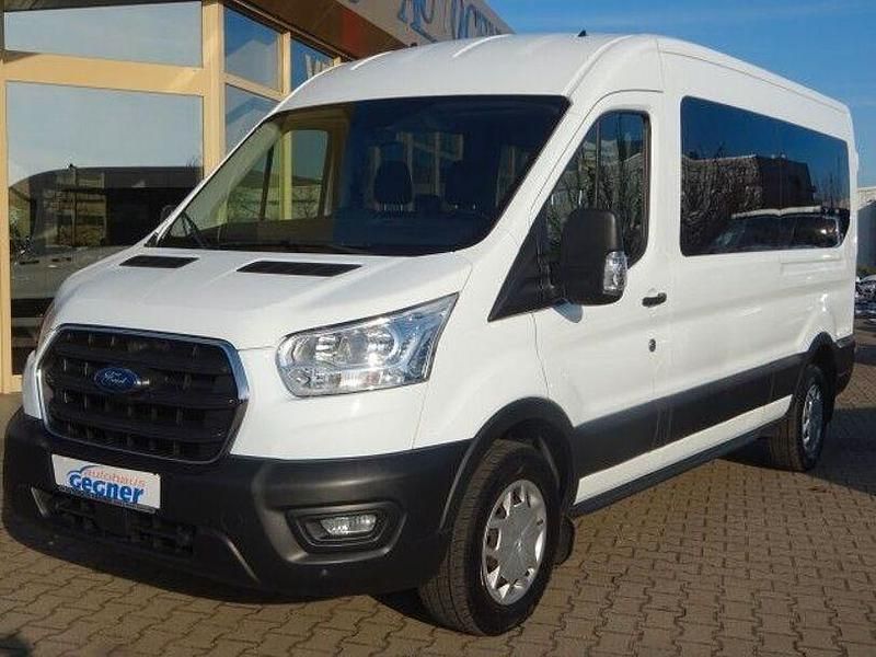 Gebraucht Ford Transit Trend 170 PS (125 kW) 2020 Frozen white Kombi