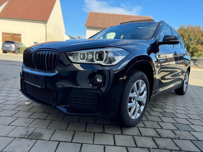Schwarz Gebraucht 2016 BMW X1 M Sport SUV | 19.590 € (Fairer Preis) - Bild 1/4