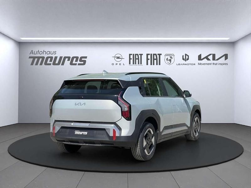 Neu Kia EV3 Air 150 kW (204 PS) 2026 Ivory silver SUV
