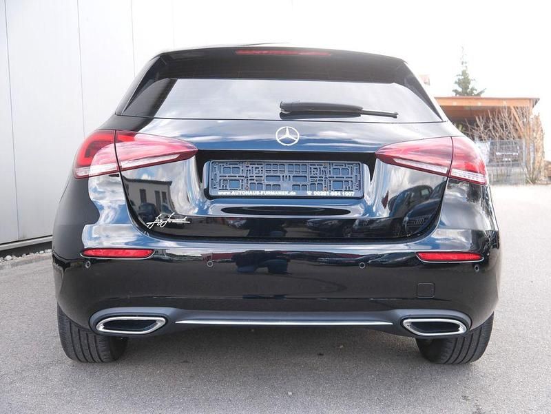 Gebraucht Mercedes A200 AMG Edition 1 163 PS (119 kW) 2020 Schwarz Limousine