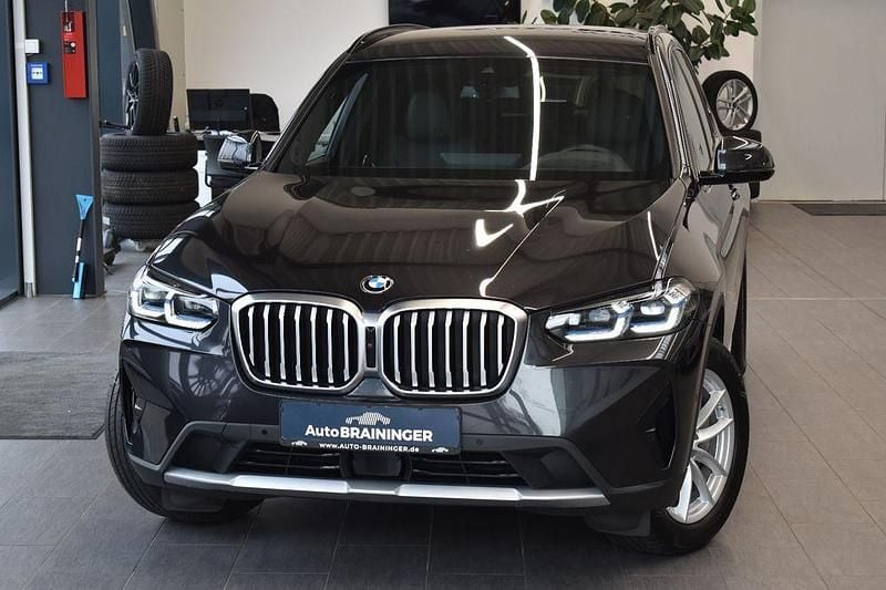 Grau Gebraucht 2023 BMW X3 Performance SUV | 47.800 € (Superpreis) - Bild 1/4