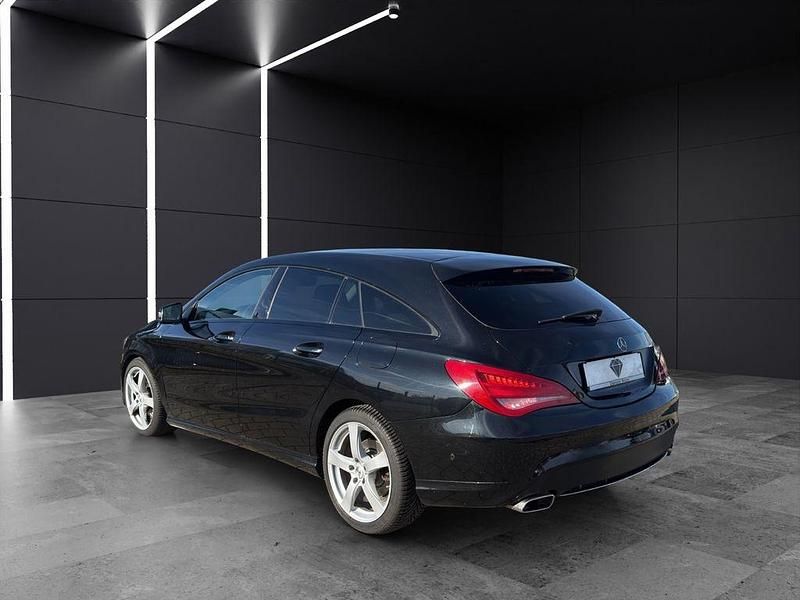 Gebraucht Mercedes CLA250e Shooting Brake 211 PS (155 kW) 2015 Schwarz Kombi