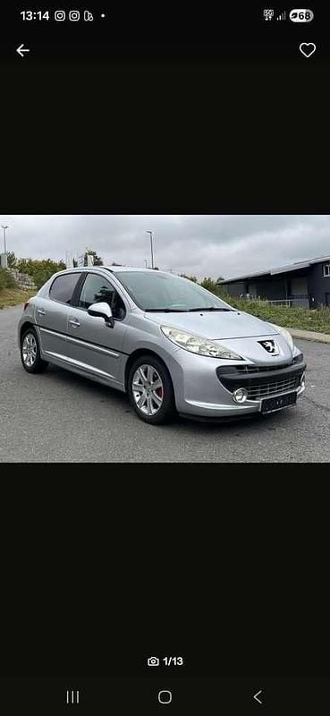 Gebraucht Peugeot 207 109 PS (80 kW) 2009 Limousine