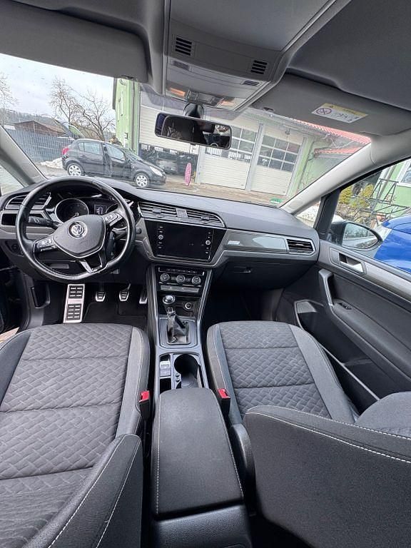 Gebraucht VW Touran Join 116 PS (85 kW) 2018 Grau Van / Kleinbus