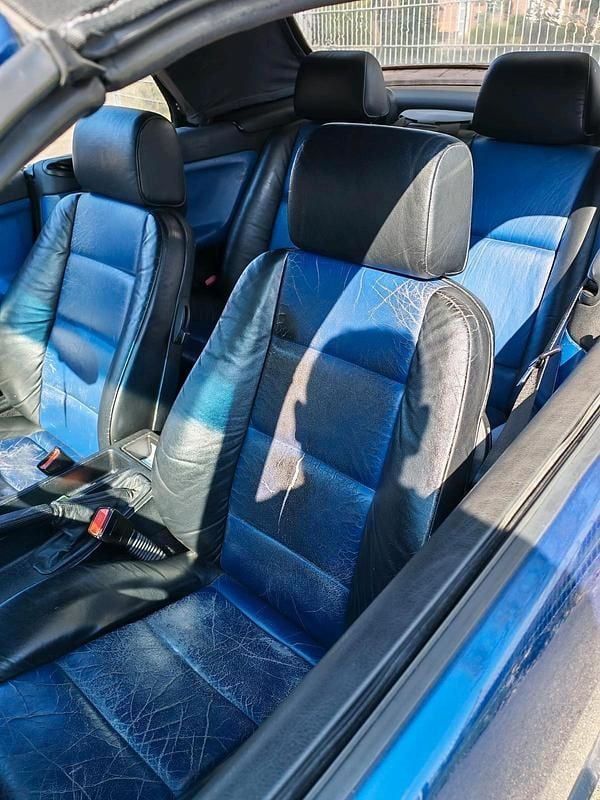 Gebraucht BMW 320 Cabriolet 150 PS (110 kW) 1999 Blau Cabrio