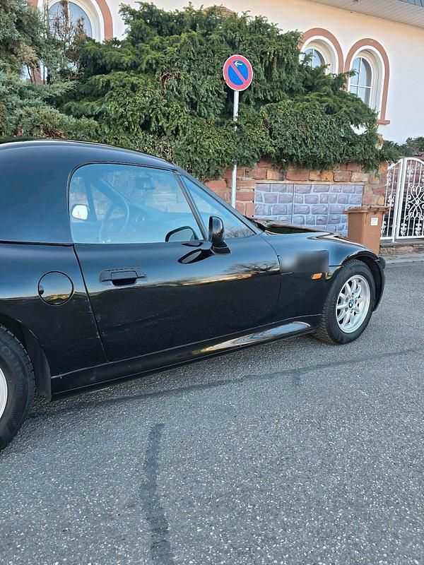Gebraucht BMW Z3 140 PS (102 kW) 1997 Schwarz Cabrio
