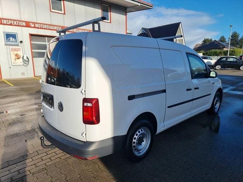 Second-hand VW Caddy Maxi 122 CP (89 kW) 2020 Alb Monovolum