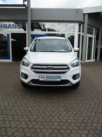 Gebraucht Ford Kuga Trend 120 PS (88 kW) 2019 Weiß SUV