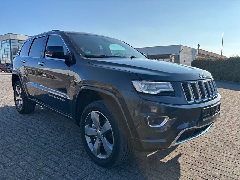 Grau Gebraucht 2016 Jeep Grand Cherokee Overland SUV | 21.900 € (Guter Preis) - Bild 1/4