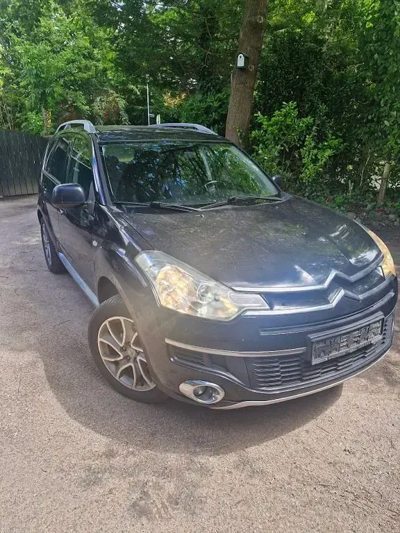 Gebraucht Citroën C-Crosser Exclusive 156 PS (114 kW) 2010 Schwarz SUV