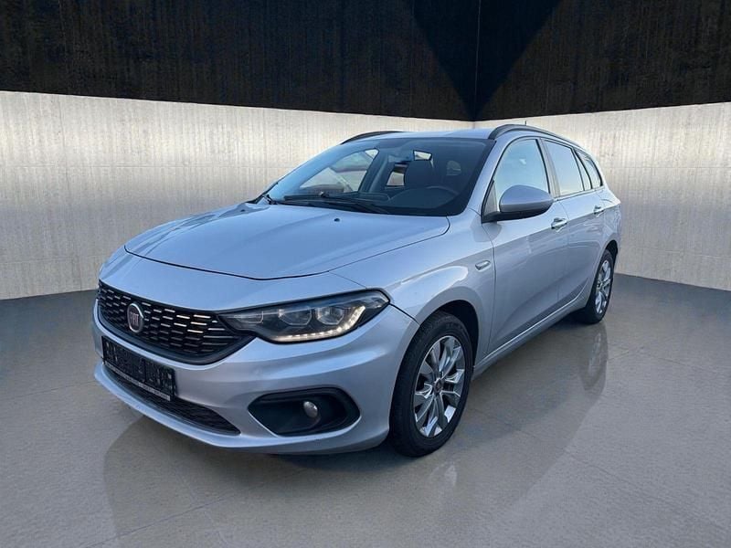 Gebraucht Fiat Tipo 120 PS (88 kW) 2019 Grau Kombi