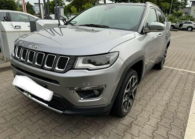 Gebraucht Jeep Compass Limited 170 PS (125 kW) 2018 Grau SUV