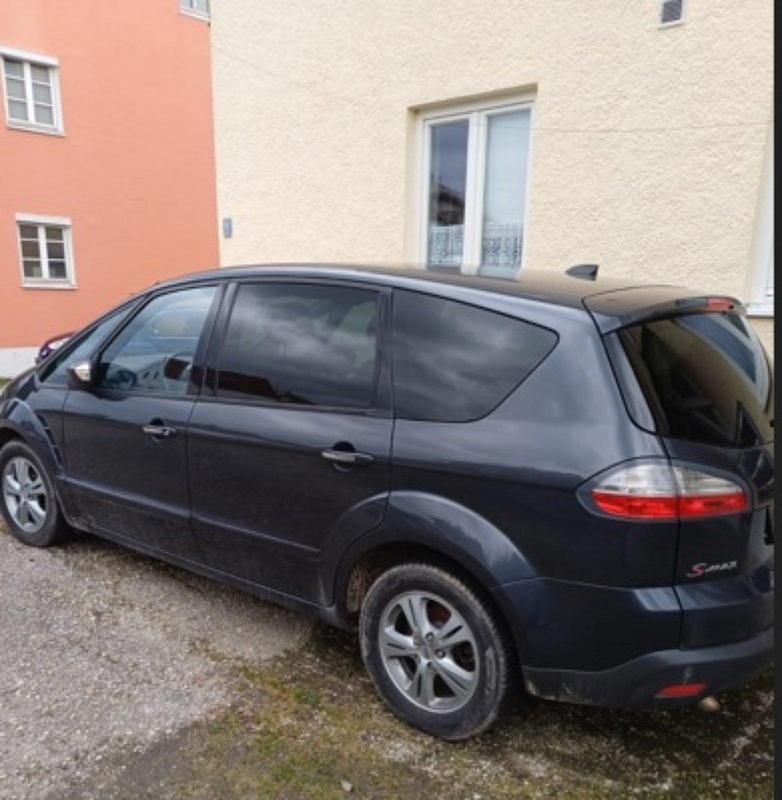 Gebraucht Ford S-MAX S 140 PS (102 kW) 2009 Grau Van / Kleinbus