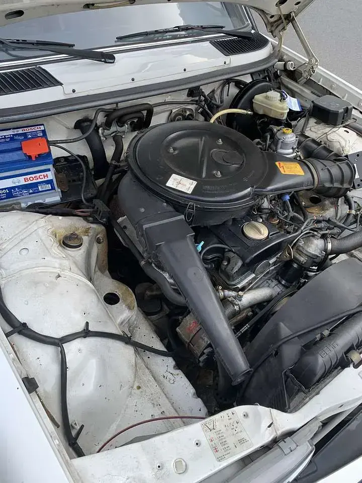 Gebraucht Mercedes 200 116 PS (85 kW) 1984