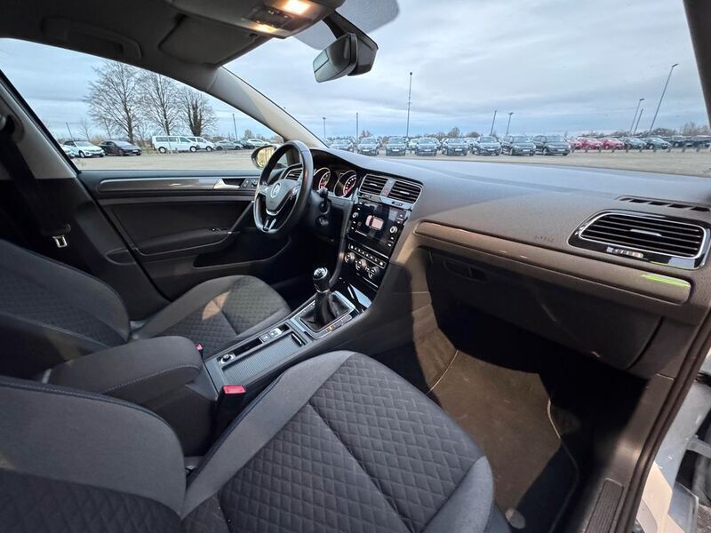 Gebraucht VW Golf VII Join 110 PS (80 kW) 2018 Weiß Kombi