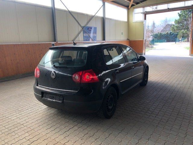 Gebraucht VW Golf V 140 PS (102 kW) 2007 Schwarz Limousine