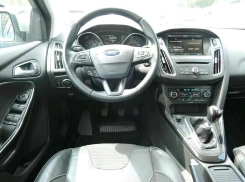 Gebraucht Ford Focus 116 PS (85 kW) 2016 Silber Kombi