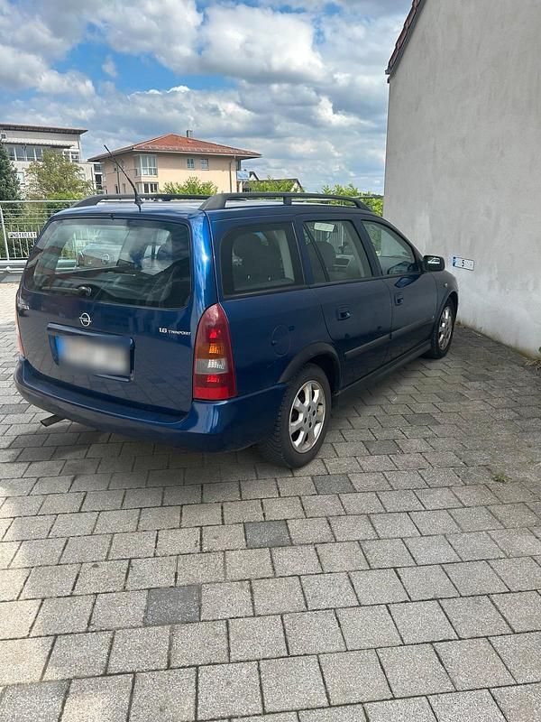 Gebraucht Opel Astra 103 PS (75 kW) 2004 Blau Kombi