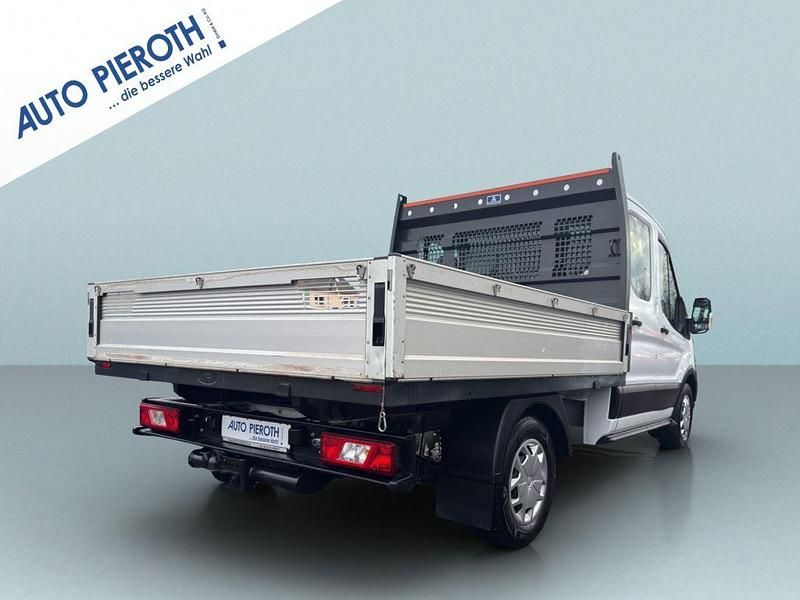 Gebraucht Ford Transit Trend 131 PS (96 kW) 2021 Weiß metallic Limousine