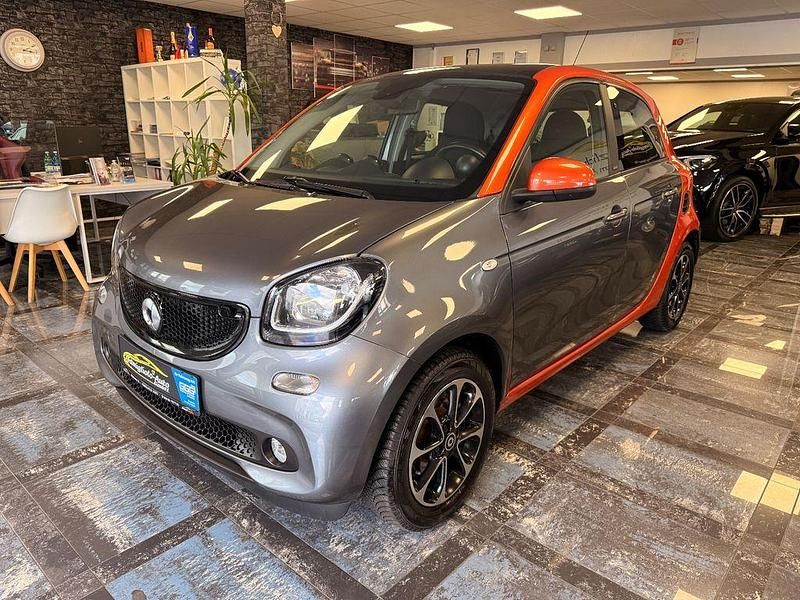 Grau Gebraucht 2017 Smart ForFour Kleinwagen | 6.950 € (Fairer Preis) - Bild 1/4