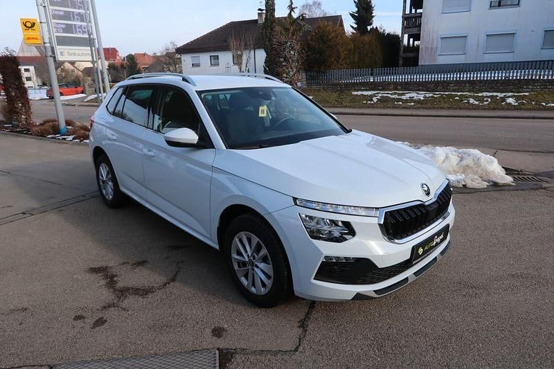 Gebraucht Skoda Kamiq Selection 116 PS (85 kW) 2025 Bila moon/moon white SUV