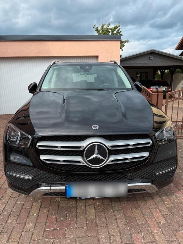 Andere außenfarben Gebraucht 2022 Mercedes GLE300 SUV | 59.000 € (Guter Preis) - Bild 1/4